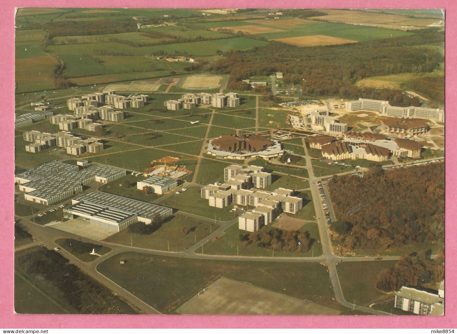 F1628   CP  ROCHEFORT-sur-MER (Charente-Maritime)  Vue Générale De La Base Aérienne  ++++ - Rochefort