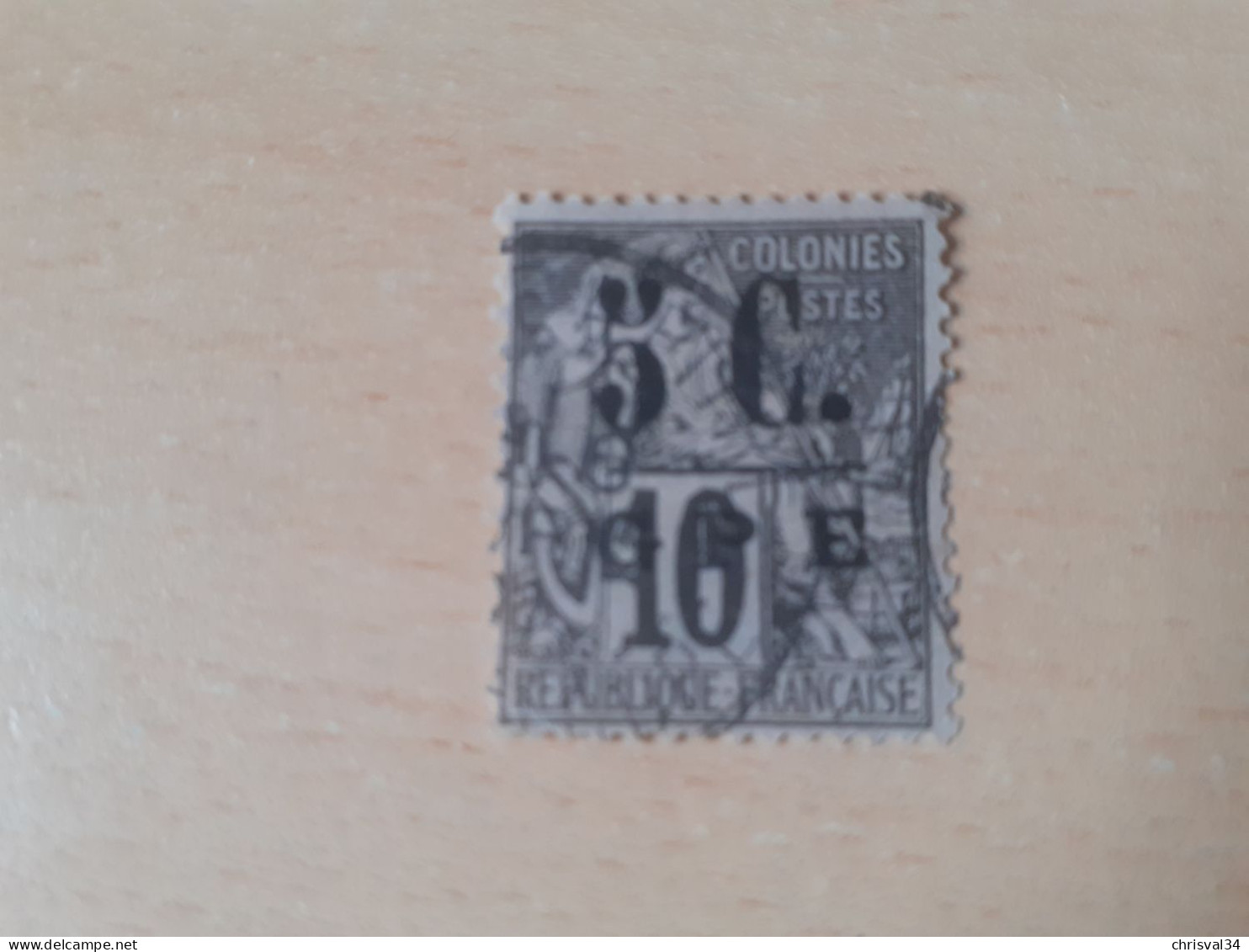 TIMBRE   GUADELOUPE       N  10      COTE  16,00   EUROS    OBLITERE - Used Stamps