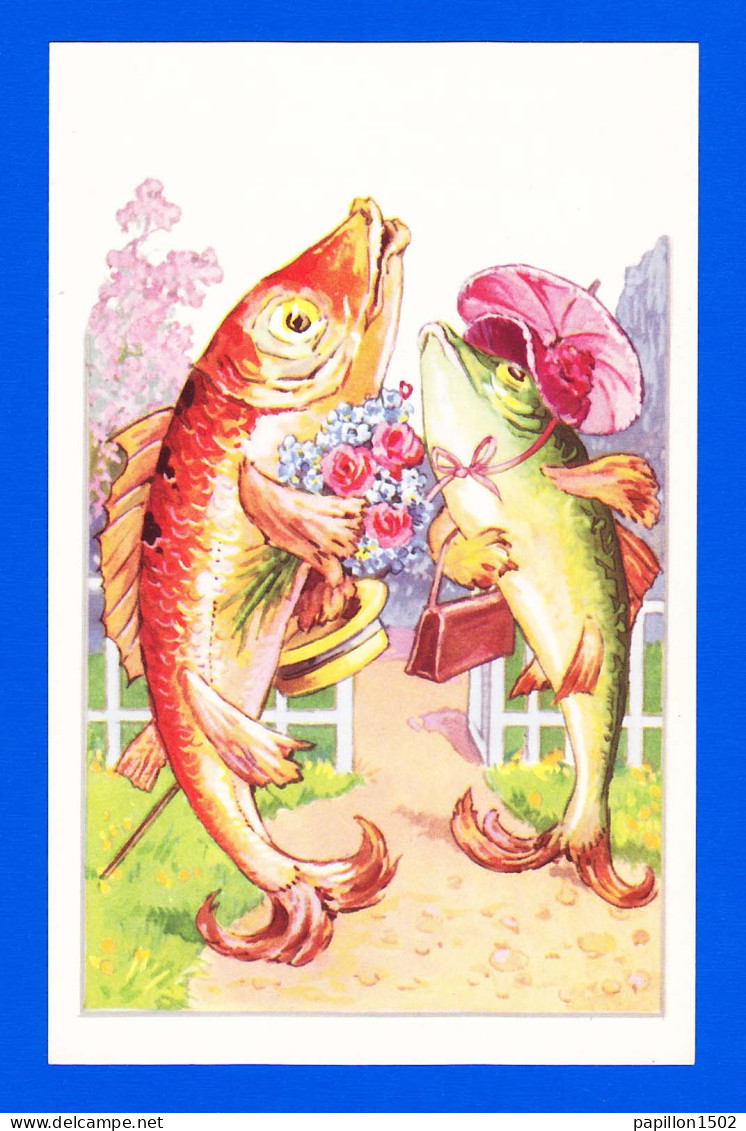 Animaux-122P17 Poissons Humanisés, Les Poissons Amoureux, Mr Poisson Offre Des Fleurs à Mme Poisson Avec Une Ombrelle BE - Fische Und Schaltiere