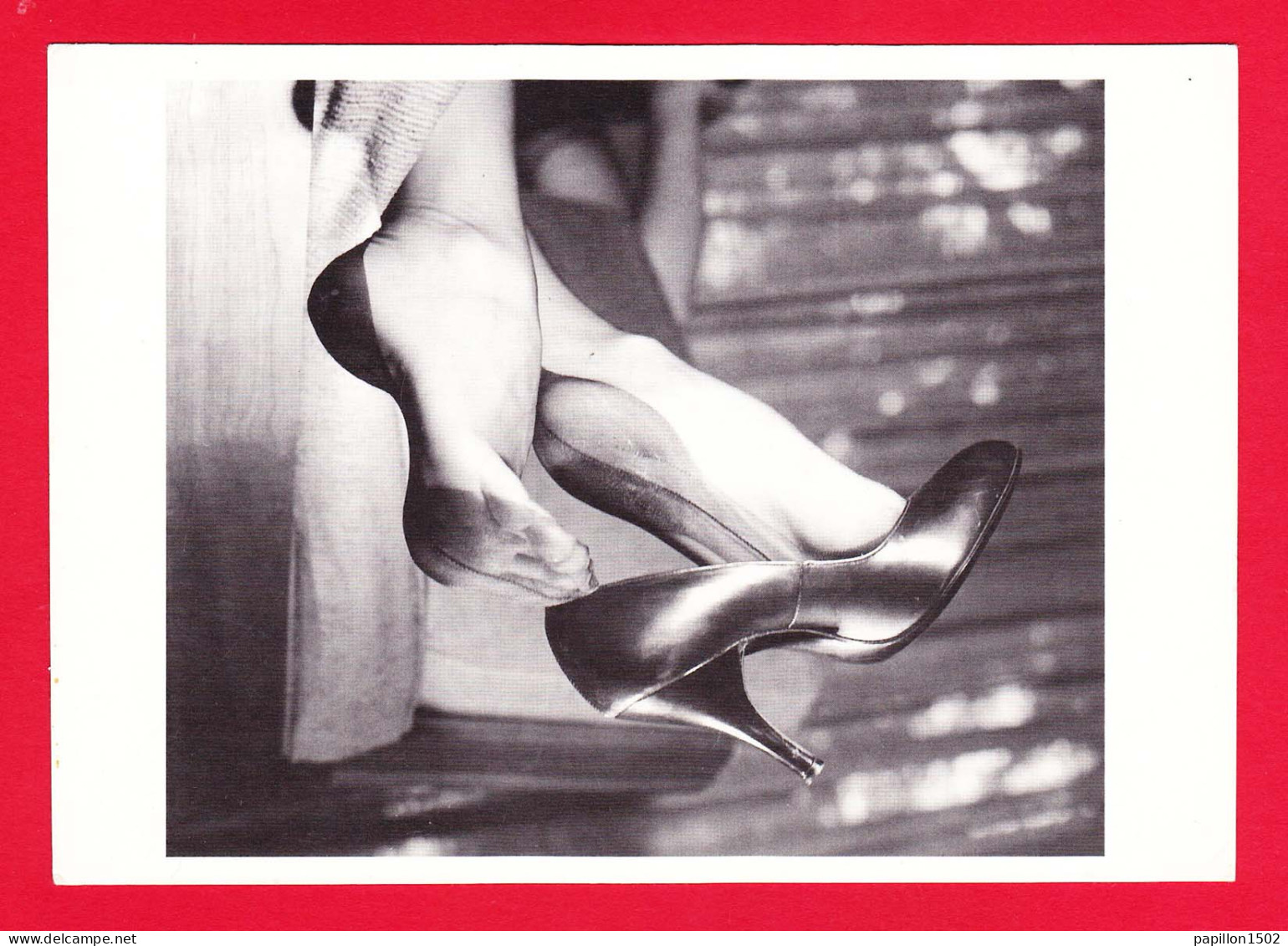Illust-169P17 Elmer Batters, Pieds De Femme, Chaussure, BE - Zeitgenössisch (ab 1950)
