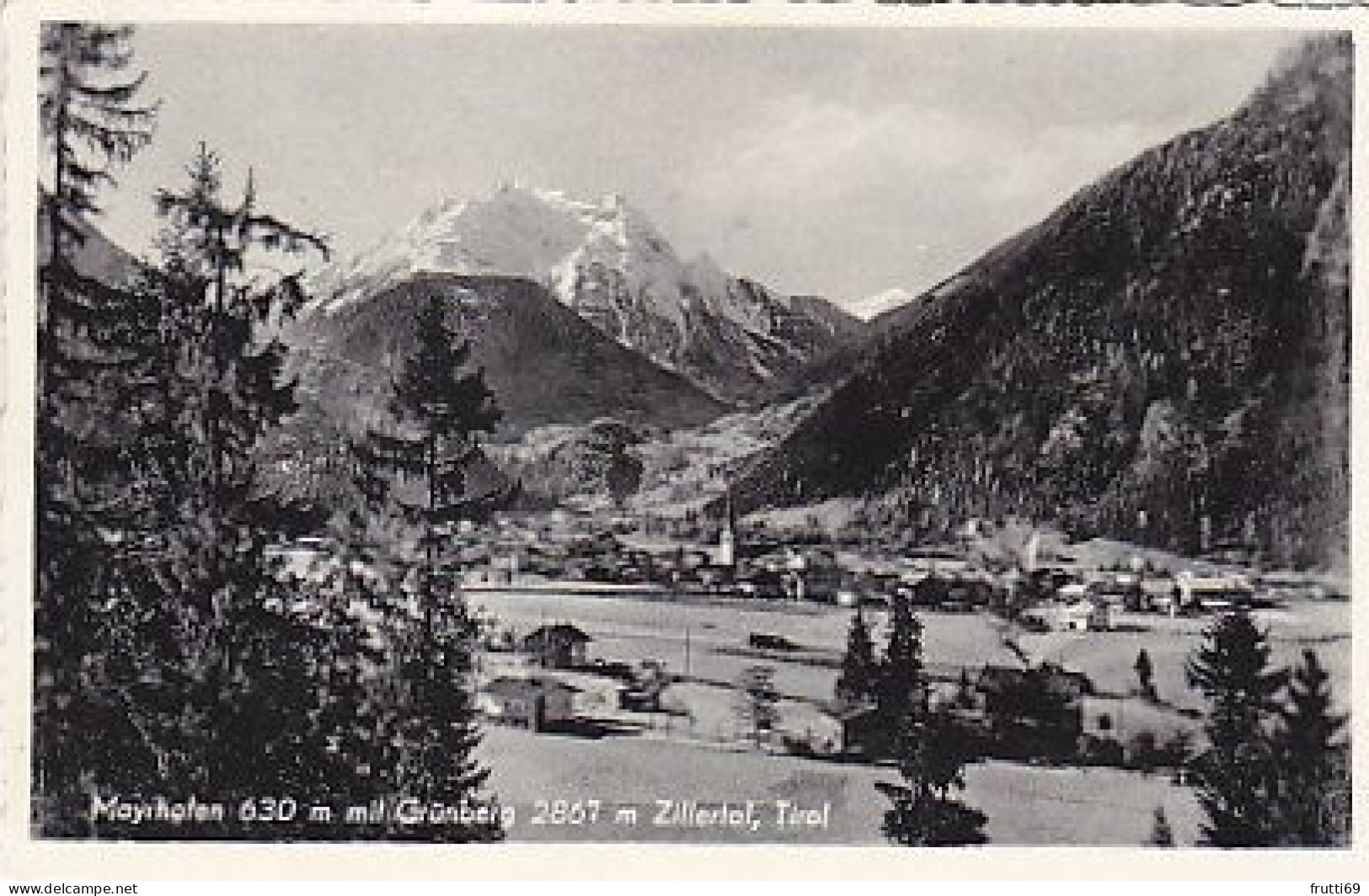 AK 216208 AUSTRIA - Zillertal - Mayrhofen Mit Grünberg - Zillertal