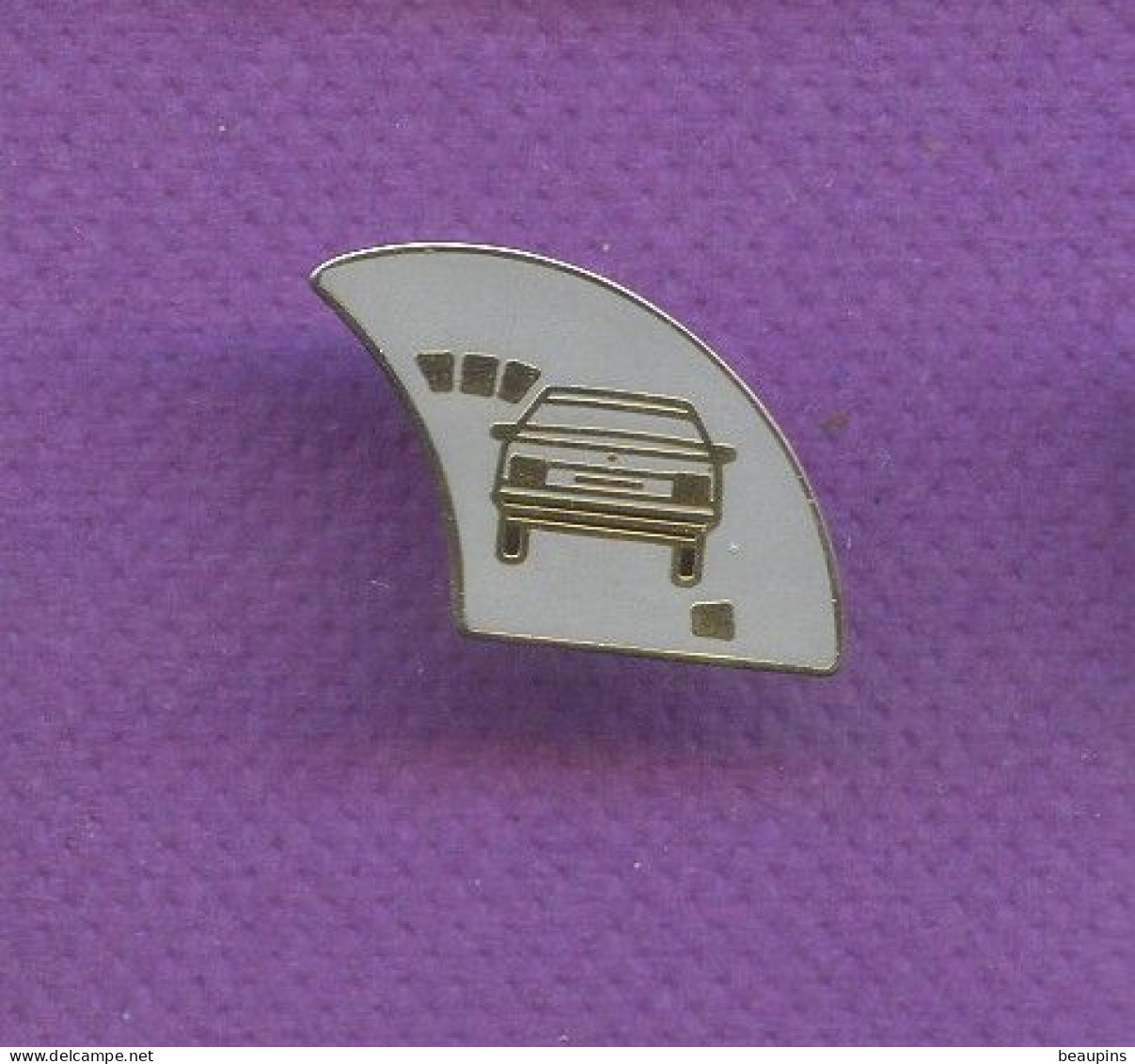 Rare Pins Auto Voiture Citroen  Bx  Egf  T123 - Citroën