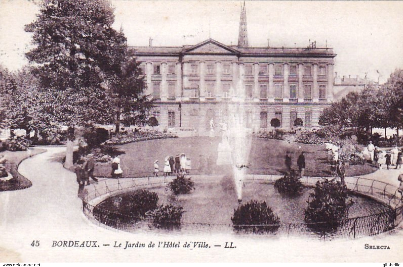 33 - BORDEAUX - Le Jardin De L'hotel De Ville - Bordeaux