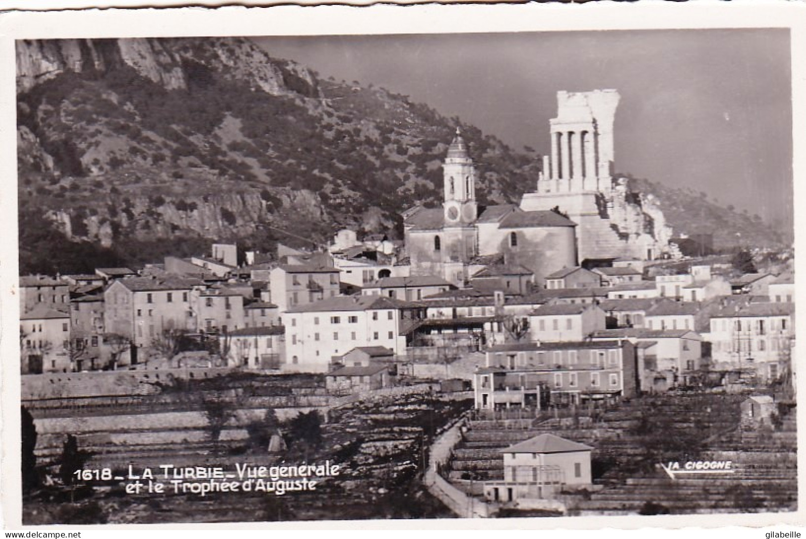 06 - LA TURBIE - Vue Generale Et Le Trophée D'Auguste - La Turbie