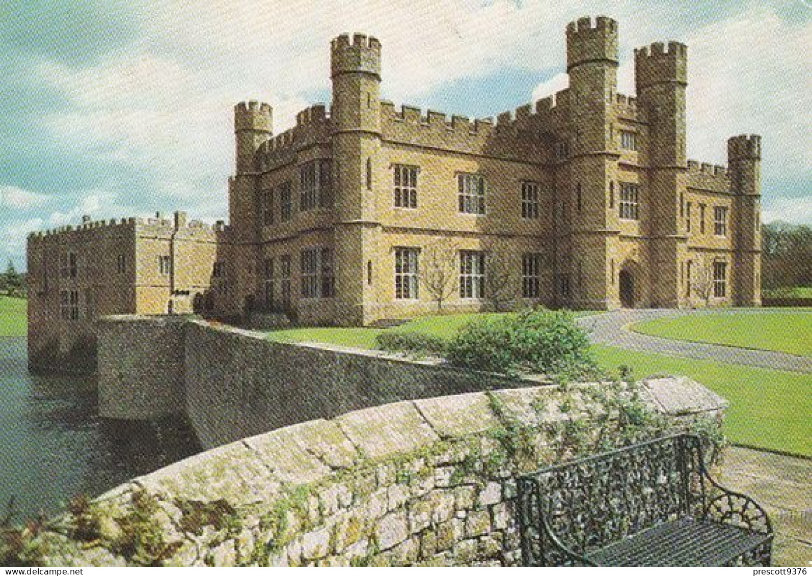 Leeds Castle, Maidstone - Kent - , UK   -   Unused Postcard   - K1 - Dover
