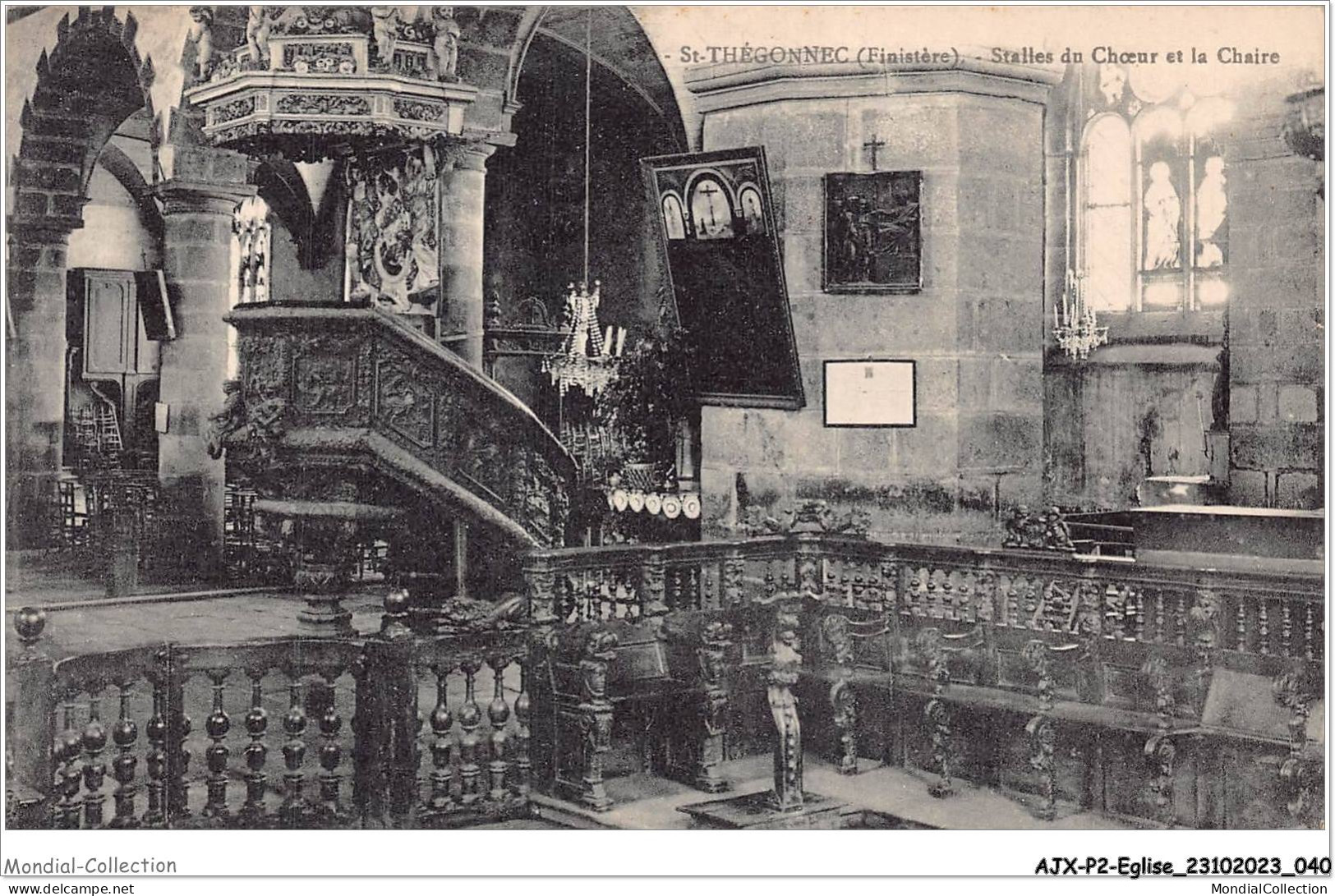 AJXP2-0116 - EGLISE - SAINT-THEGONNEC - Stalles Du Choeur Et La Chaire - Kerken En Kathedralen