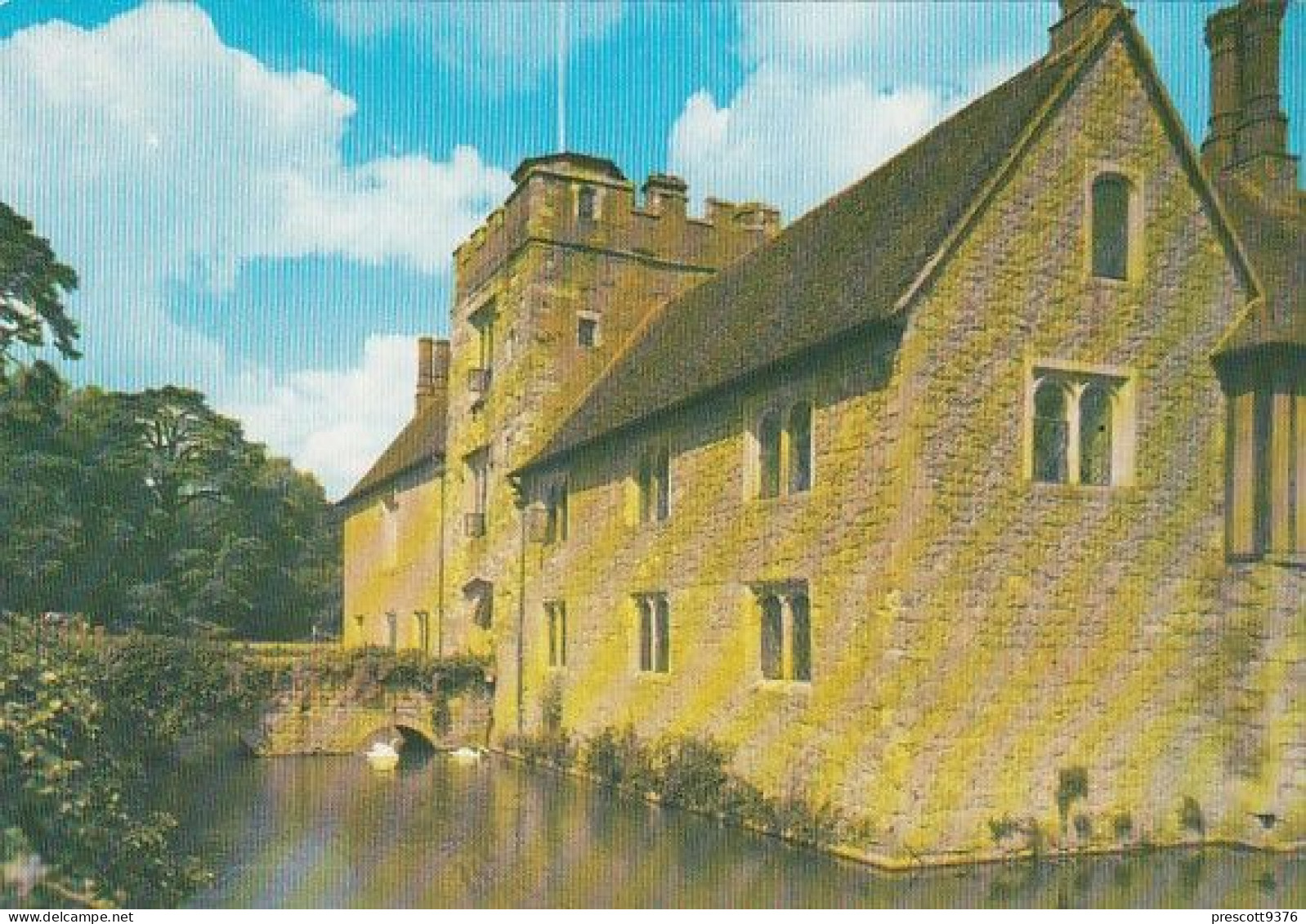 Ightham Moat  - Kent - , UK   -   Unused Postcard   - K1 - Dover