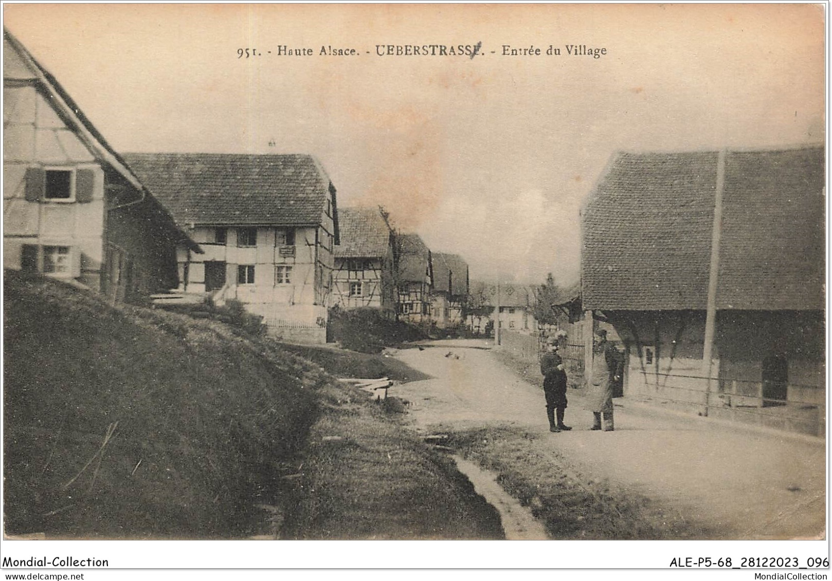 ALE1P5-68-0449 - Haute Alsace - UEBERSTRASS - Entrée Du Village - Altkirch