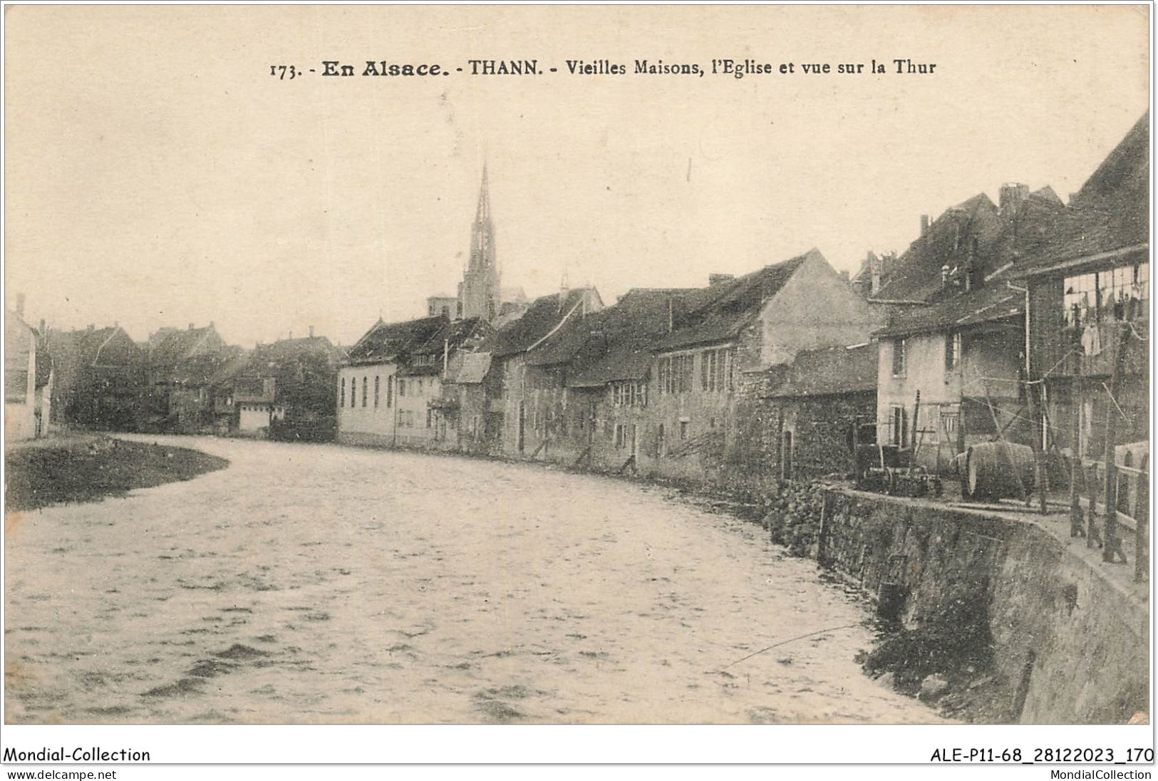 ALE2P11-68-0486 - En Alsace - THANN - Vieilles Maisons - L'église Et Vue Sur La Thür  - Thann