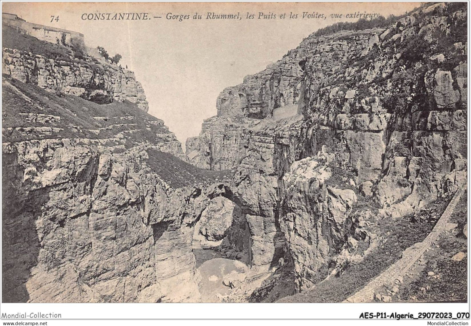 AESP11-ALGERIE-1017 - CONSTANTINE - Gorges Du Rhummel - Les Puits Et Les Voûtes - Vue Extérieure - Constantine