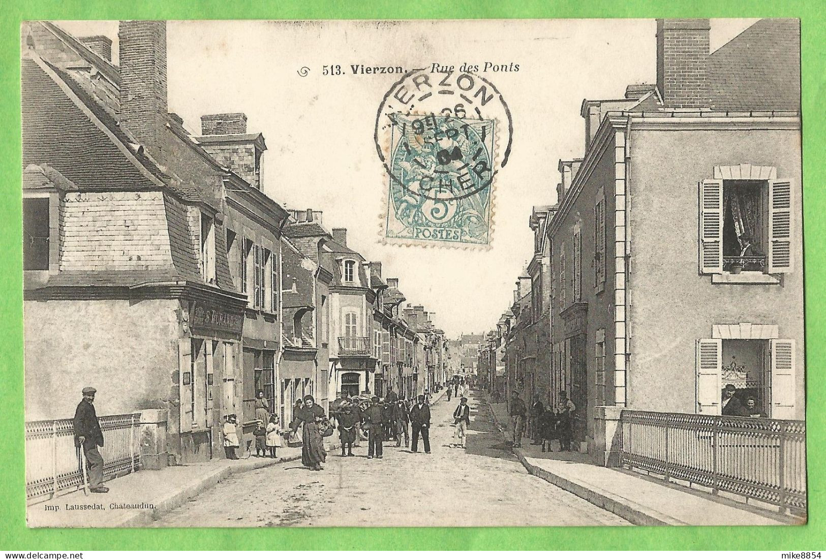 ANG086  CPA   VIERZON  (Cher)   Rue Des Ponts  -  Animée  ++++++ - Vierzon