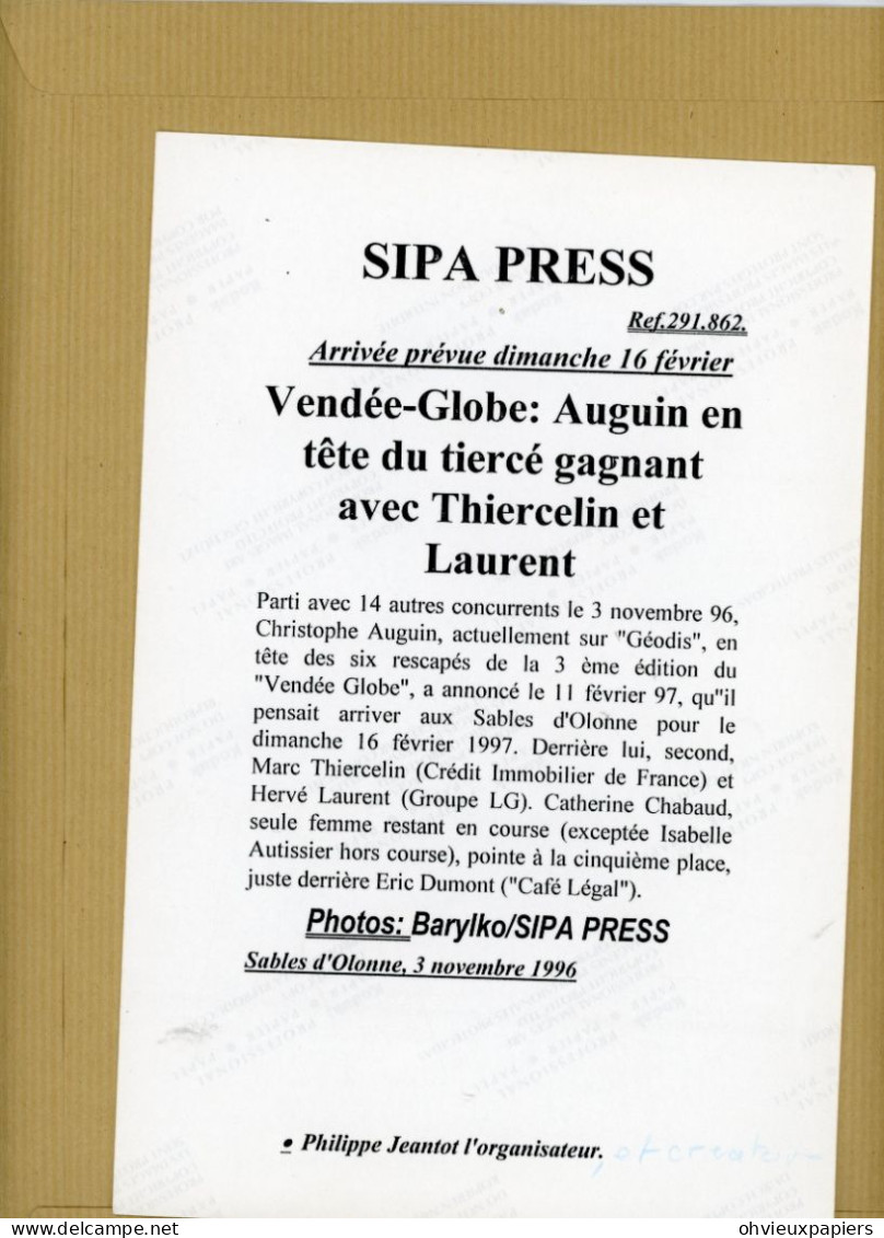 PHOTO DE PRESSE . LE NAVIGATEUR PHILIPPE JEANTOT  Créateur Et Organisateur  Vendée  Globe  SIPA  PRESS - Sports