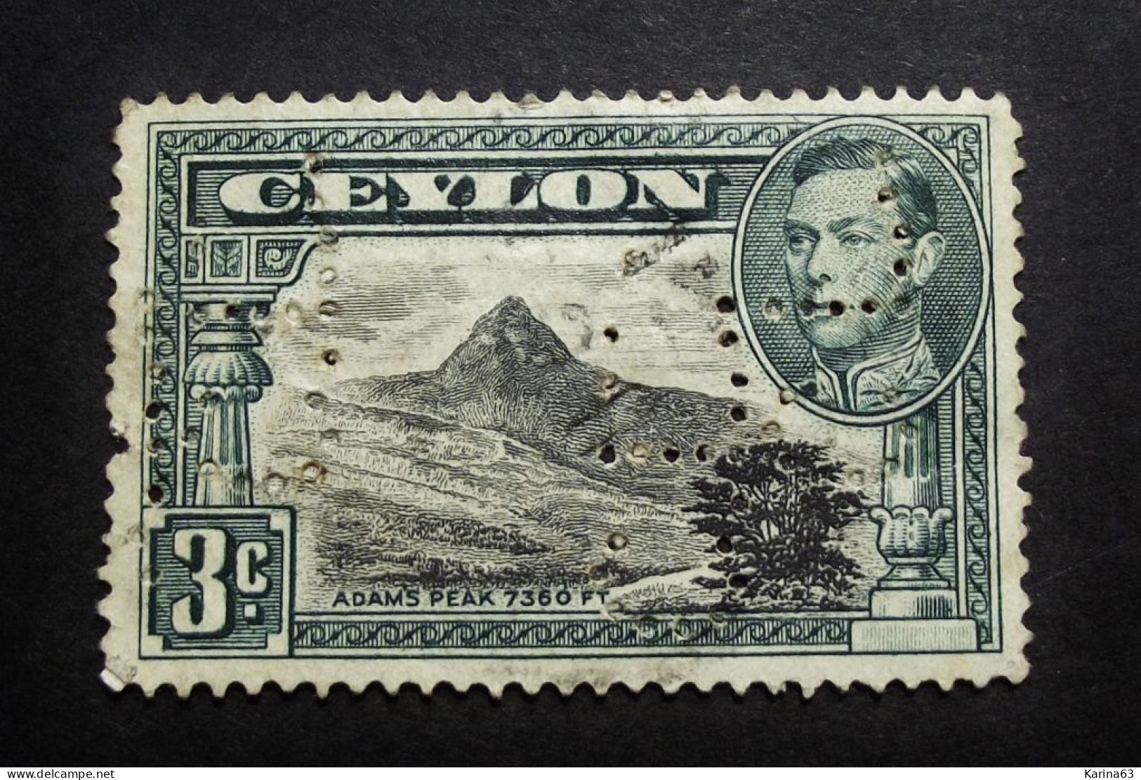 Sri Lanka  Ceylon  -  Perfin - Lochung  C.L. 	 Cargills (Ceylon) Ltd. - Cancelled - Sri Lanka (Ceylon) (1948-...)