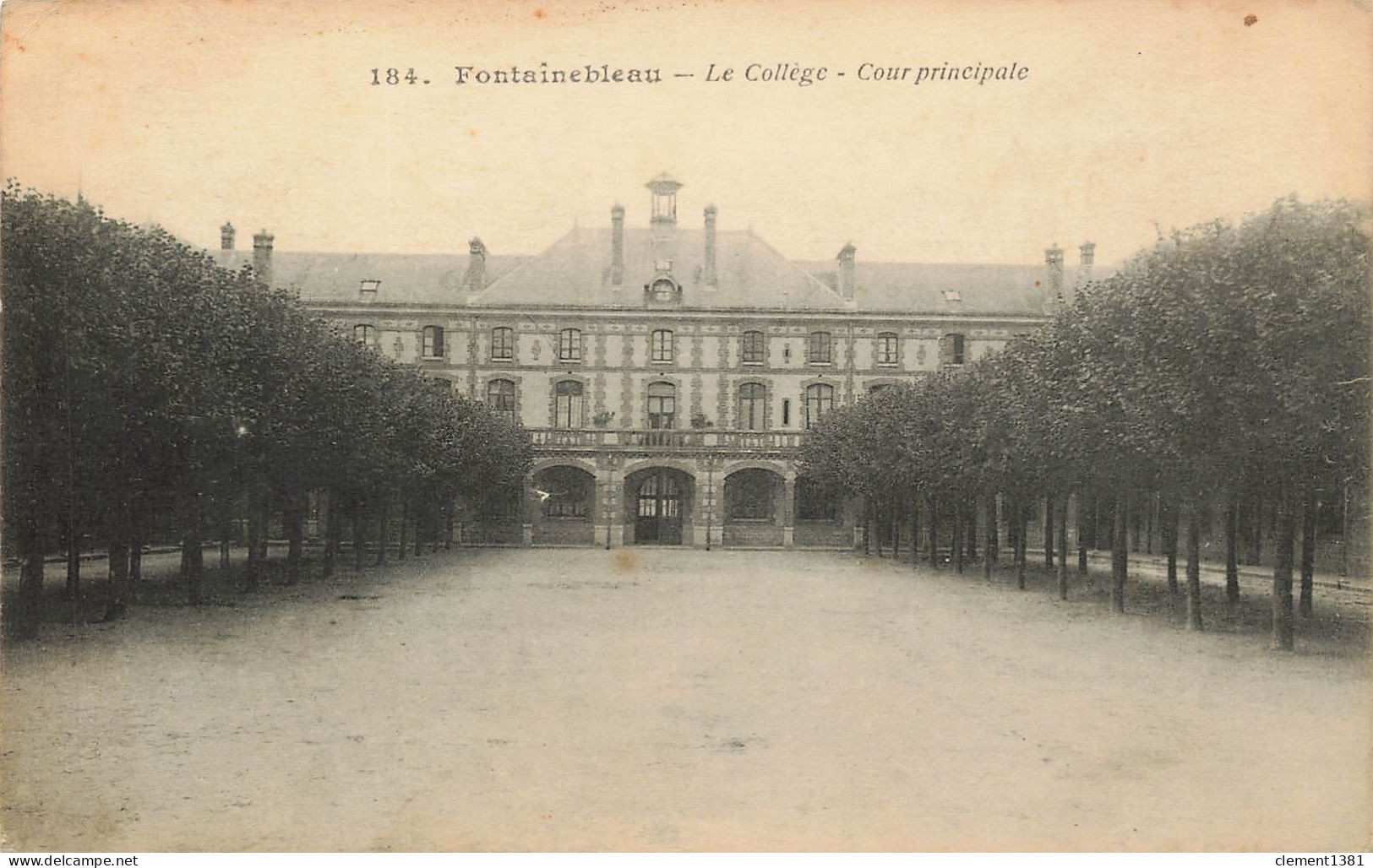 Fontainebleau Le College Cour Principale - Fontainebleau