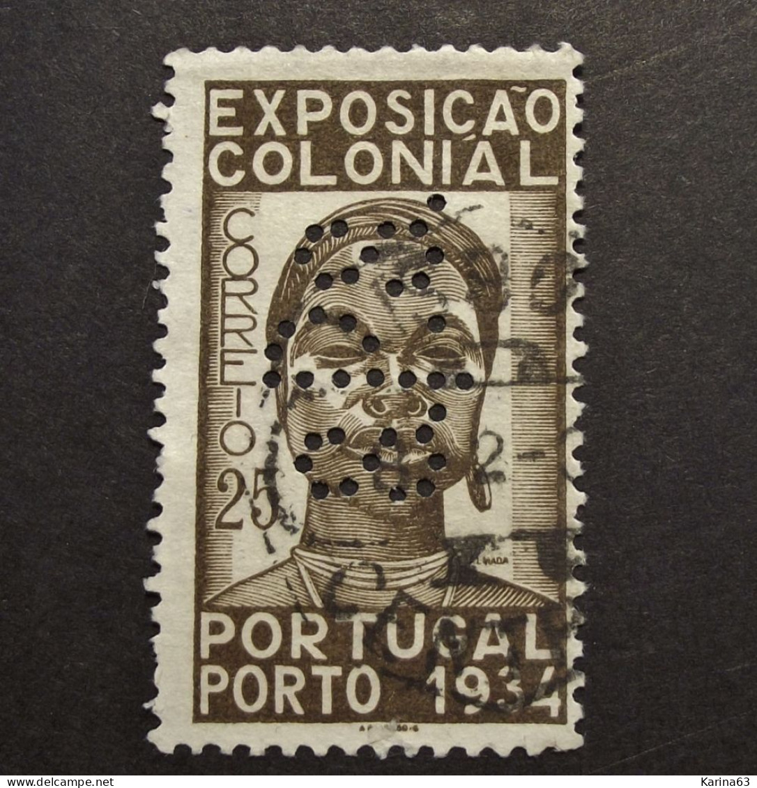Portugal -  1934 - Perfin - Lochung - S. P. S.- Sociedade Portuguesa De Seguros ( Lisboa ) - Cancelled - Usati