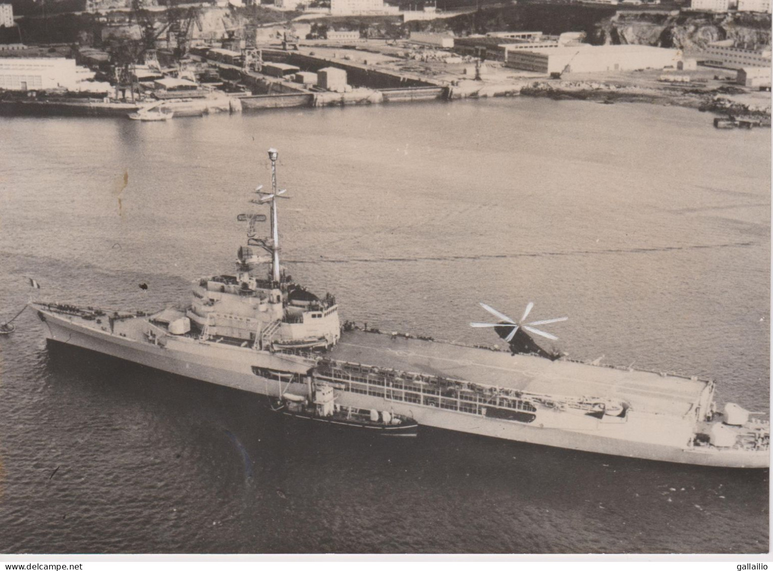 PHOTO PRESSE PREMIERE CROISIERE POUR LA NOUVELLE JEANNE OCTOBRE 1964 FORMAT 13 X 18 CMS - Schiffe