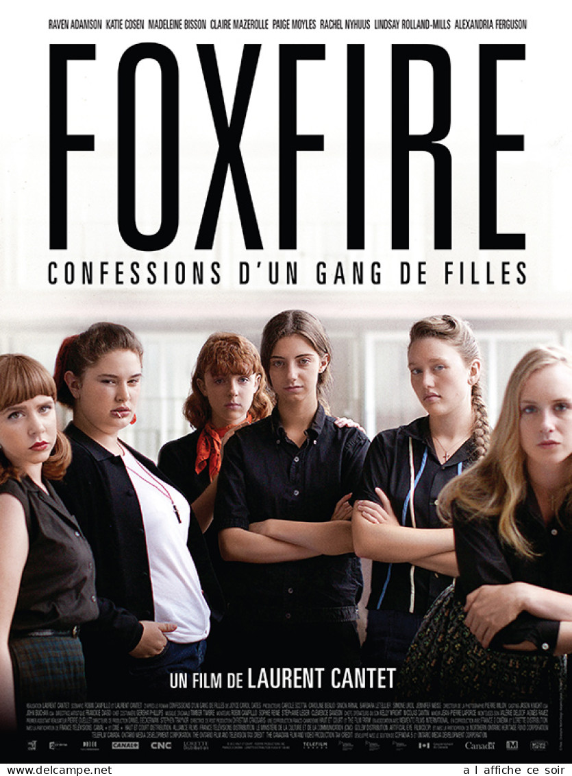 Affiche Cinéma Orginale Film FOXFIRE, CONFESSION D'UN GANG DE FILLES 120x160cm - Affiches & Posters