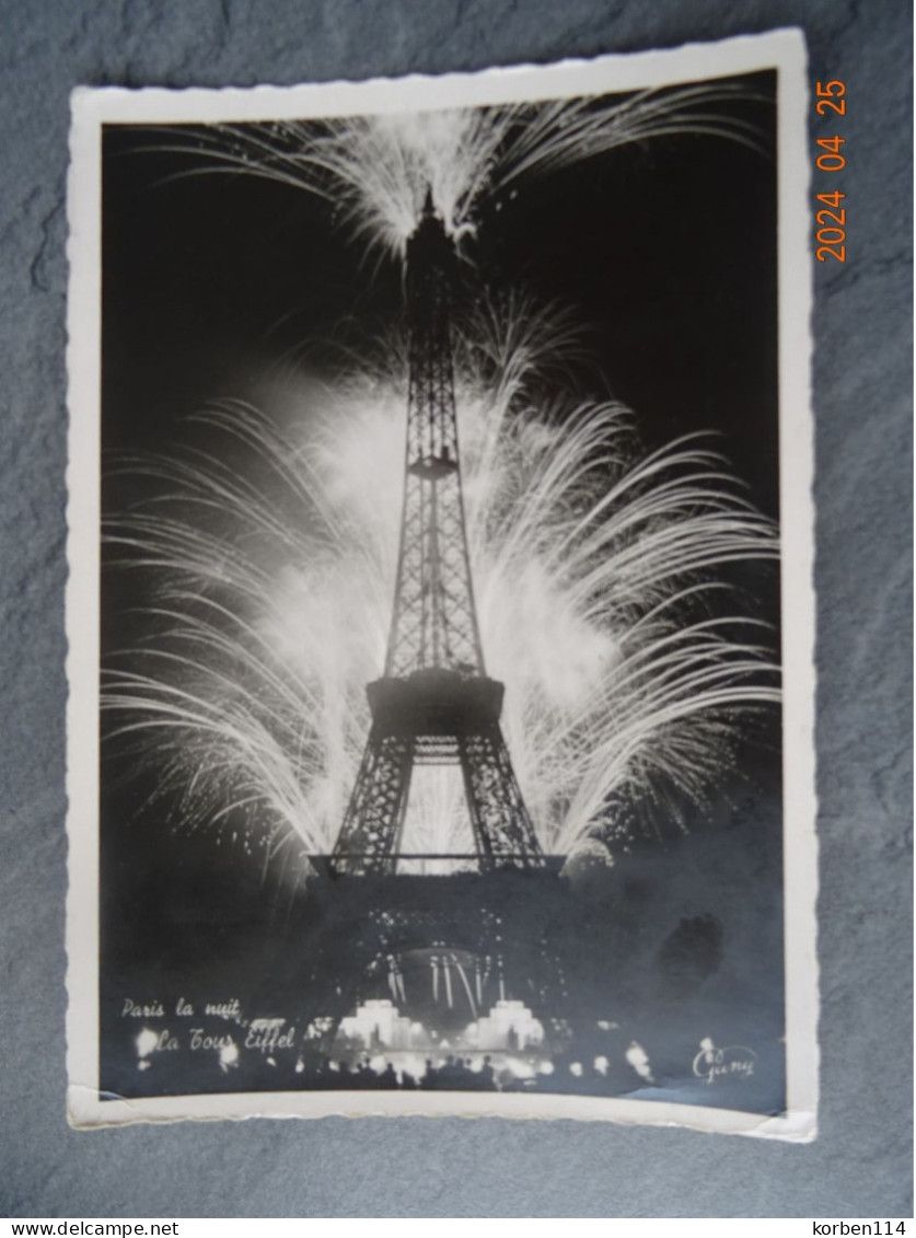 LA TOUR EIFFEL  By Night - Eiffeltoren