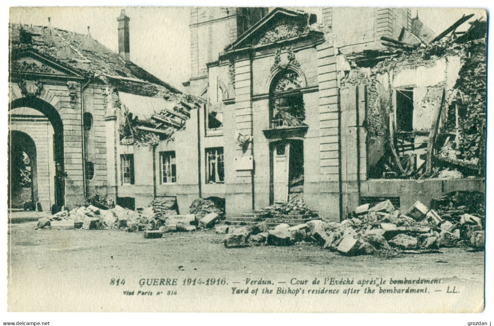 Guerre 1914-1916, Verdun, Cour De L'Evêché Après Le Bombardement, France - Verdun