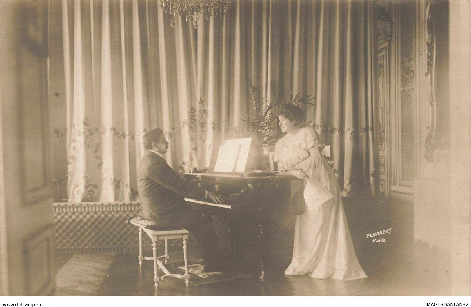 MUSIQUE #AS36680 PIANISTE PIANO CARTE PHOTO PAR PENABERT PARIS - Music And Musicians