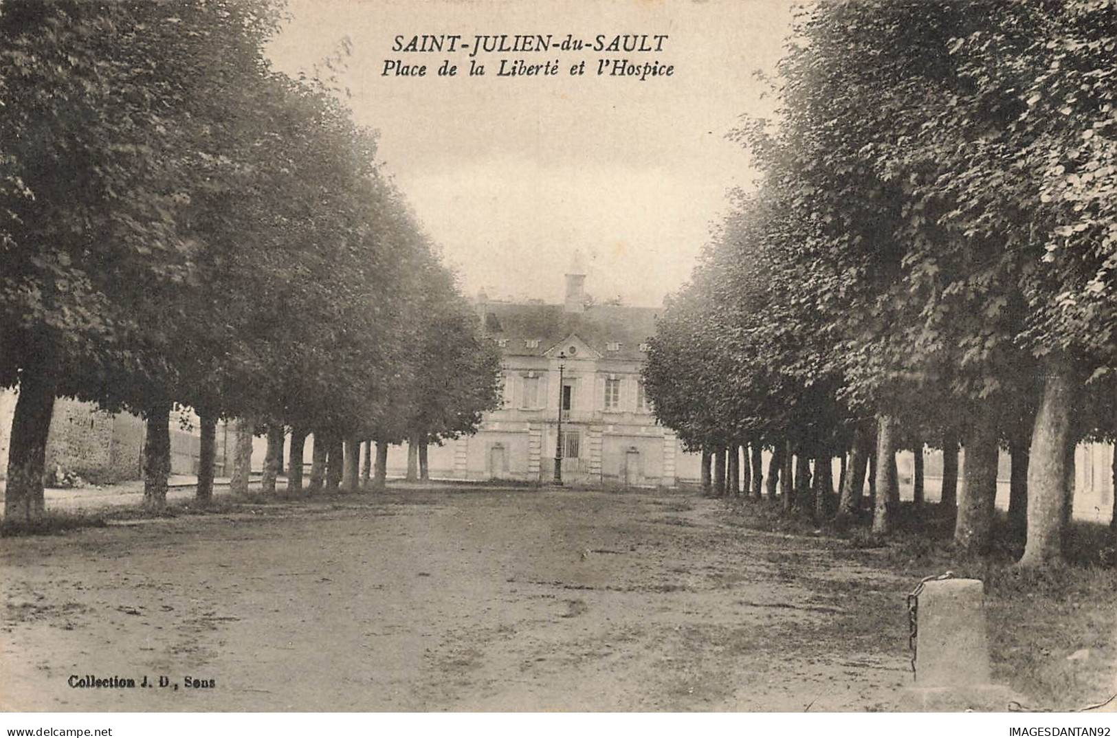 89 SAINT JULIEN DU SAULT #MK42941 PLACE DE LA LIBERTE ET L HOSPICE - Saint Julien Du Sault