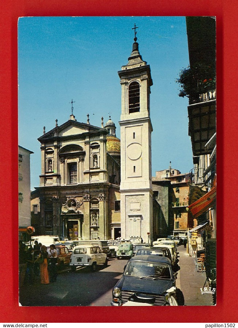 F-06-Nice-62PH5 Dans Le Vieux Nice, L'église Sainte Réparate, Voir Les Vieilles Voitures, BE - Szenen (Vieux-Nice)