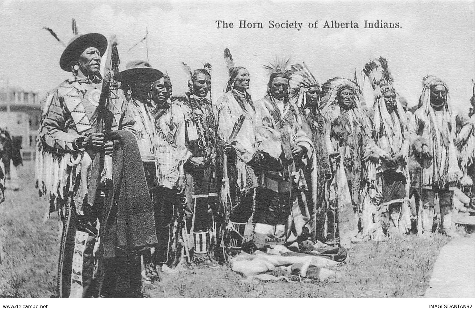 INDIENS #MK43823 THE HORN SOCIETY OF ALBERTAS INDIANS - Indiens D'Amérique Du Nord