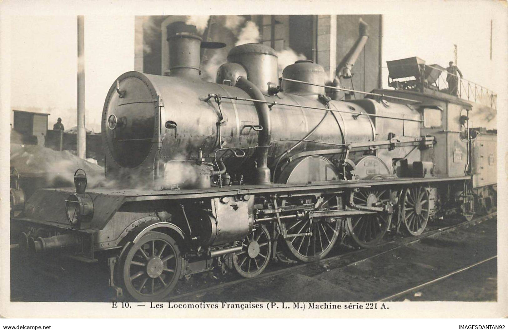 TRAINS #MK43699 LES LOCOMOTIVES FRANCAISES MACHINE SERIE 221 A - Trains