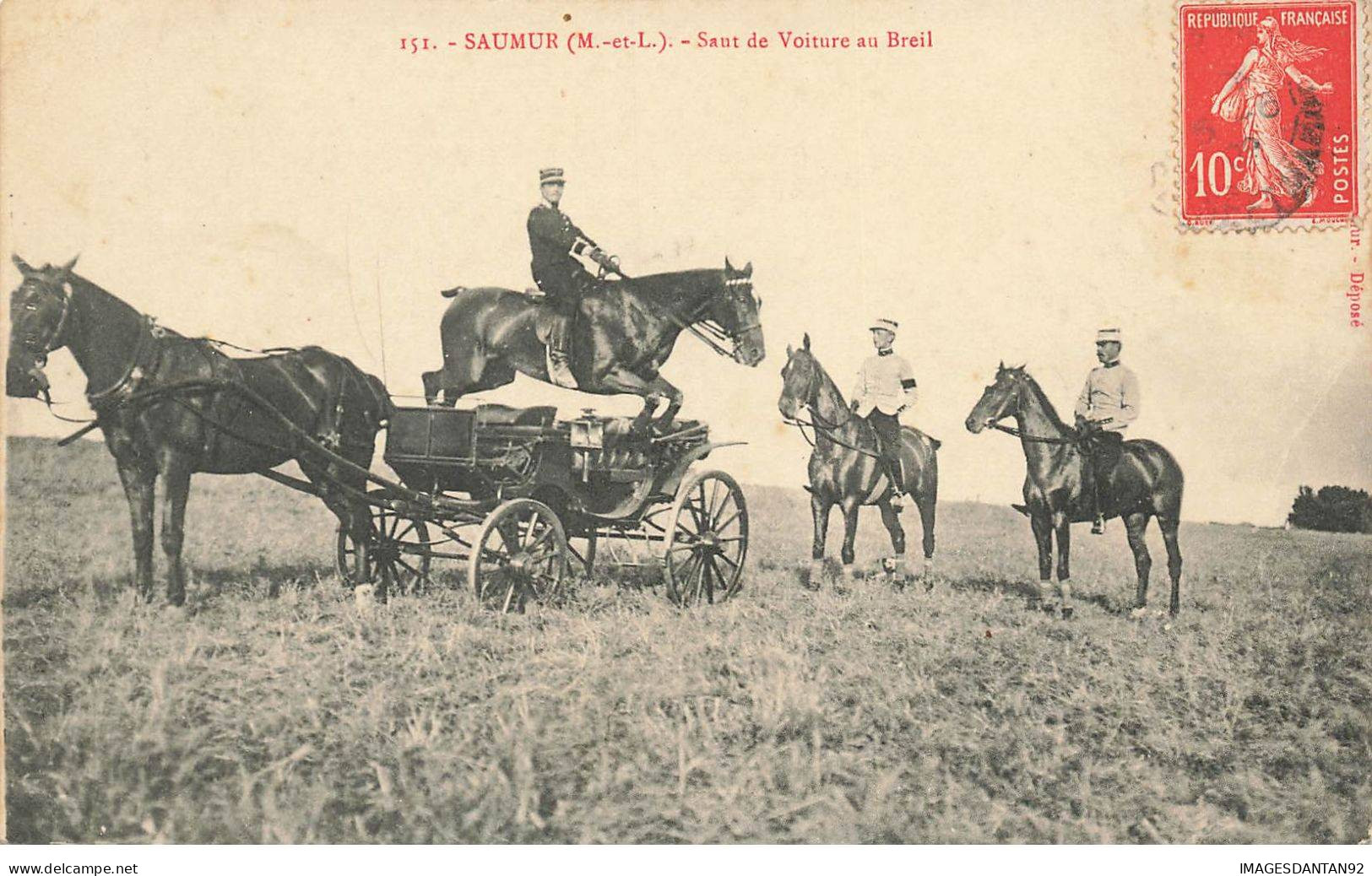 49 SAUMUR #MK45194 SAUT DE VOITURE AU BREIL CHEVAUX CAVALERIE - Saumur