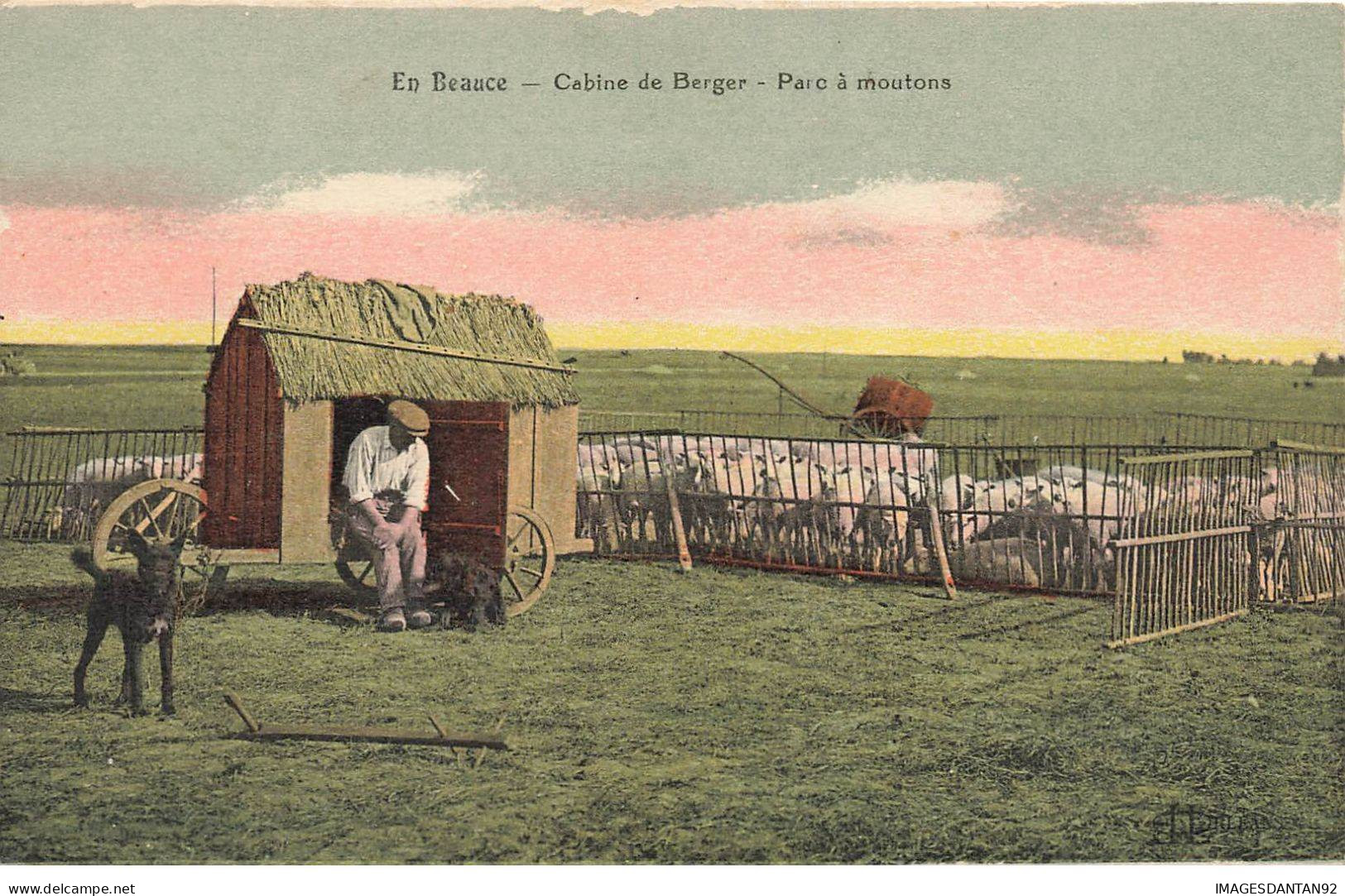 AGRICULTURE #SAN47120 EN BEAUCE CABINE DE BERGER PARC A MOUTONS CHIEN - Veeteelt