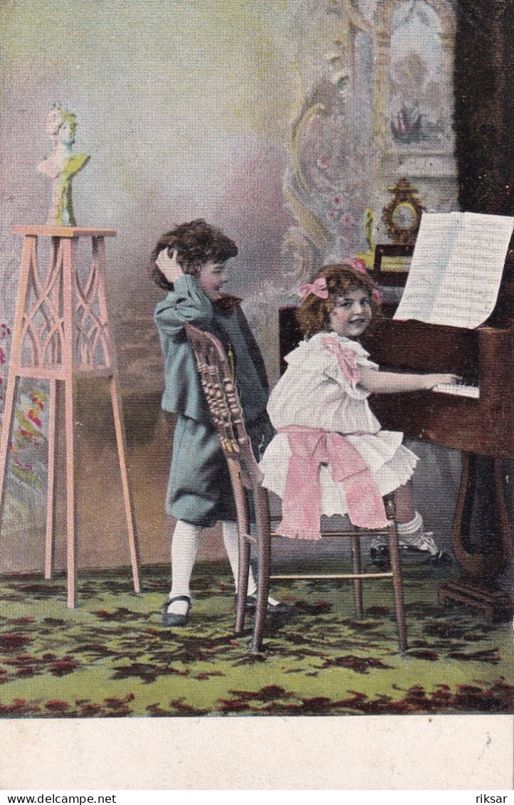 MUSIQUE(PIANO) ENFANT - Musik Und Musikanten