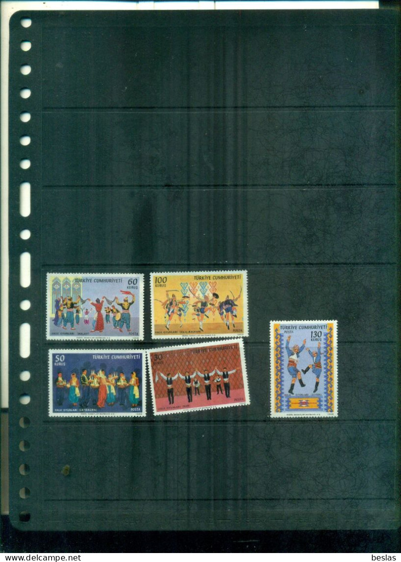 TURQUIE DANSES FOLKLORISTIQUES I 5 VAL NEUFS A PARTIR DE 0.75 EUROS - Unused Stamps