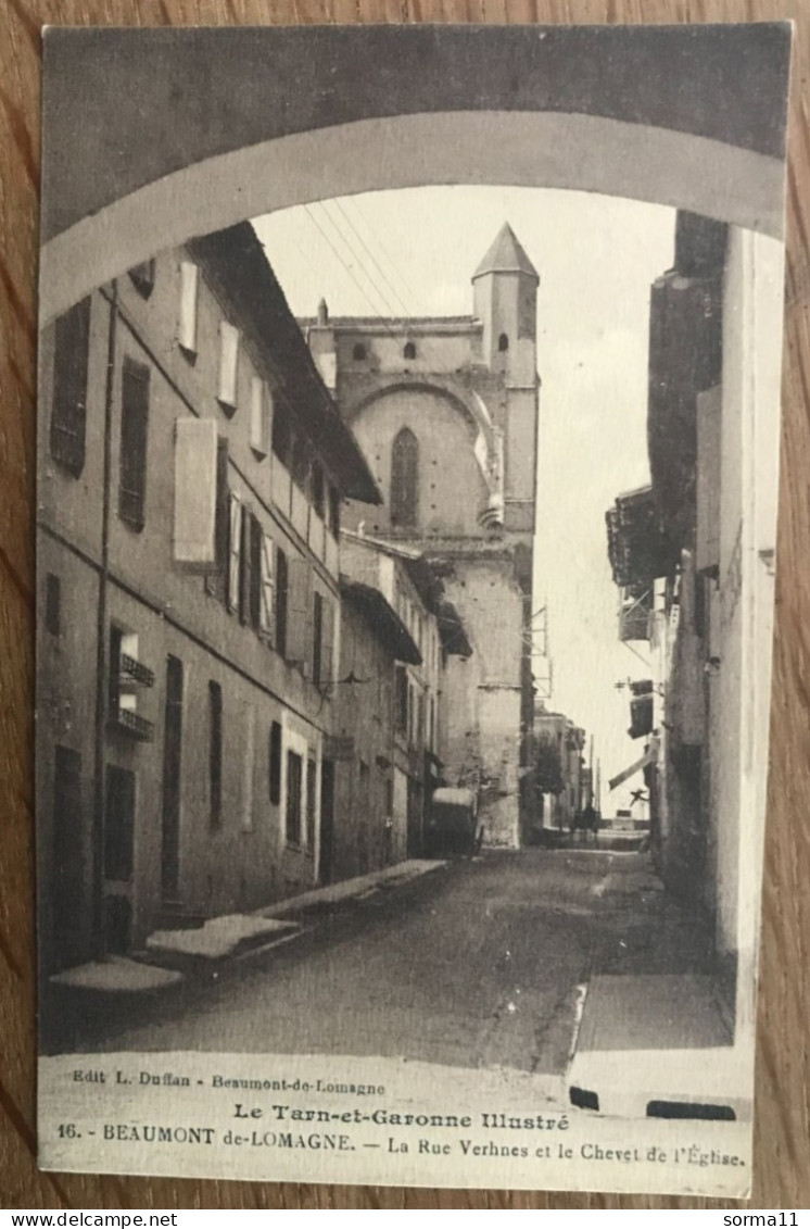 CPA BEAUMONT DE LOMAGNE 82 La Rue Vernhes Et Le Chevet De L'Eglise - Beaumont De Lomagne