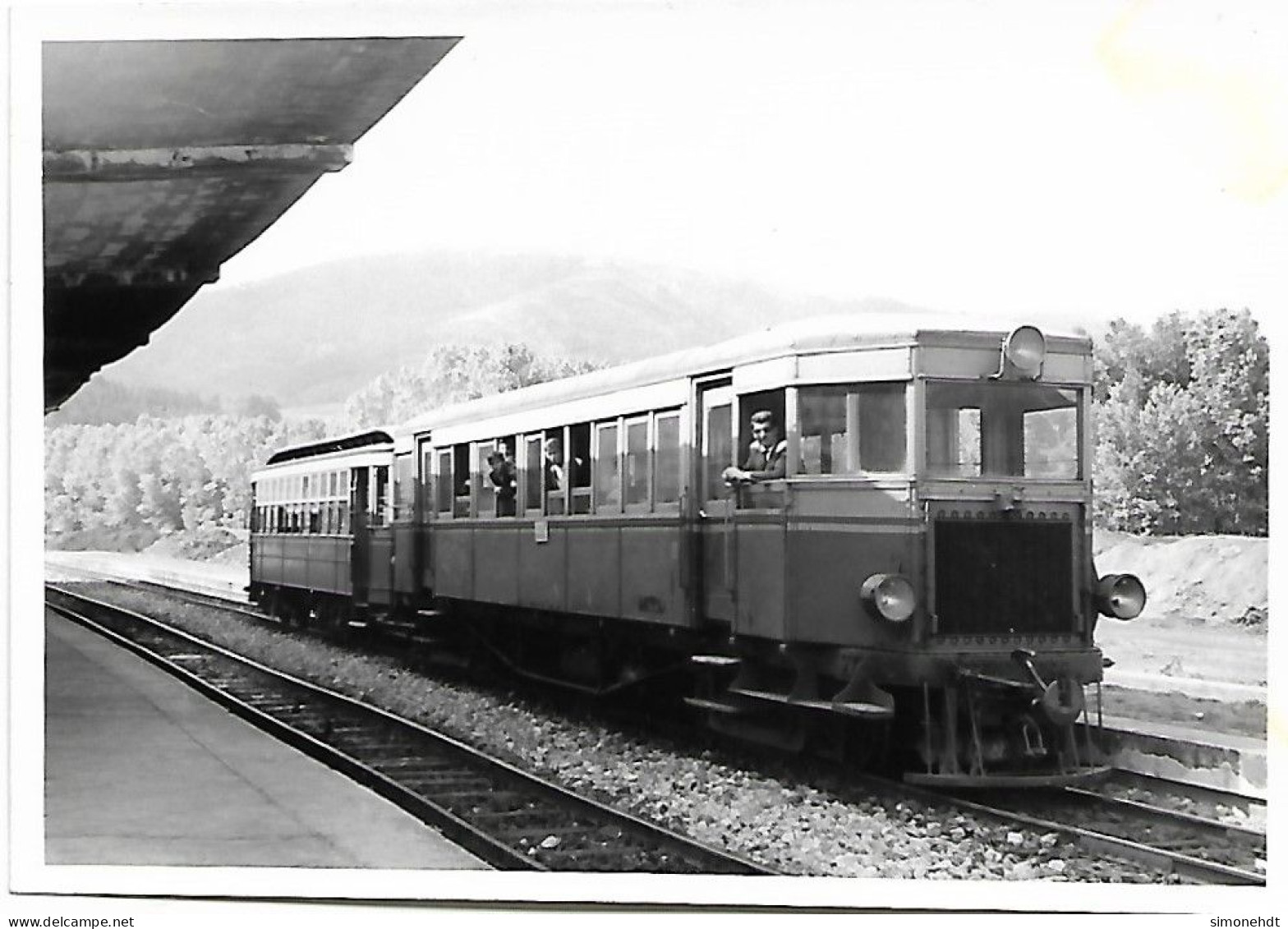 Chemin De Fer Espagne - Photo  ( 12,5 Cm X 8,5 ) -  Voiture Motrice - Voir Scan Verso - Trains