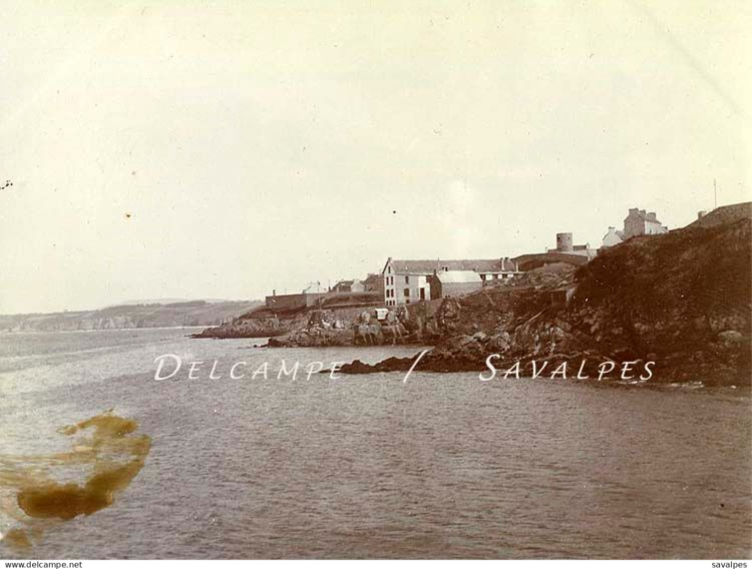 Finistère * Douarnenez Sardinières * 2 Photos Originales Vers 1900 - Orte