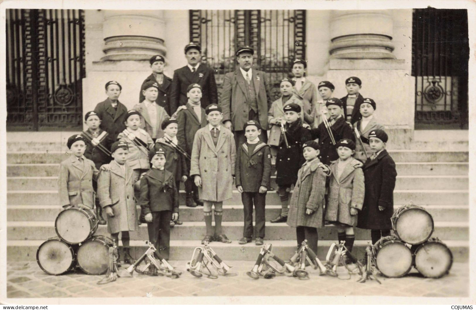 ENFANTS _S28495_ Carte Photo - A Identifier - Hommes Garçons Pour La Photo Musiciens Groupe Instruments - Children And Family Groups