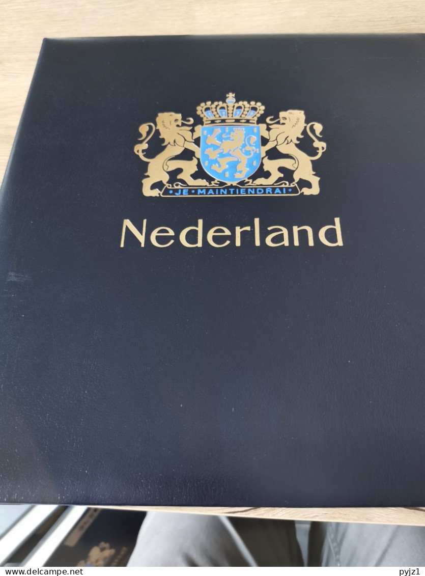 Netherlands Stamps And Se-tenant From Booklets - Collections (with Albums)