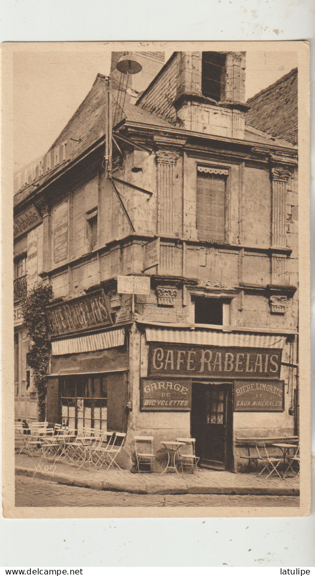Langeais  37  CARTE NON CIRCULEE La MAISON DE RABELAIS _ Café-Restaurant Avec Terrasse Et Garage Bicyclettes - Langeais