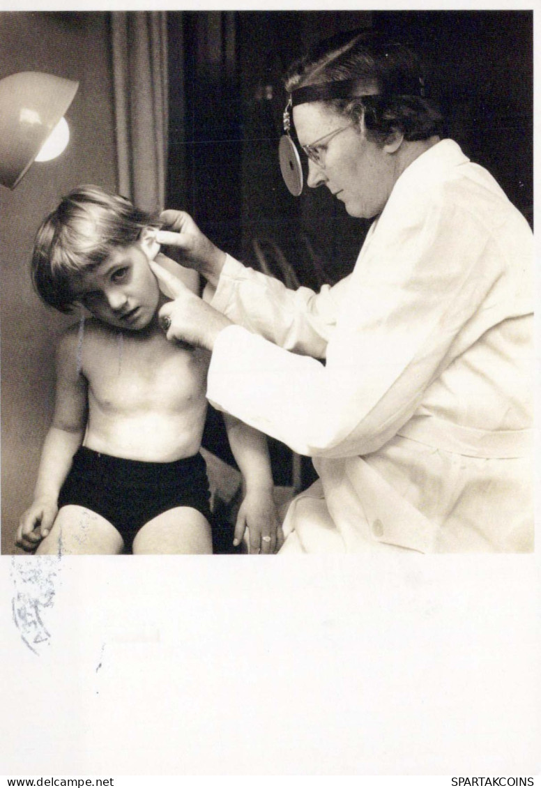 ENFANTS Portrait Vintage Carte Postale CPSM #PBU921.FR - Portraits