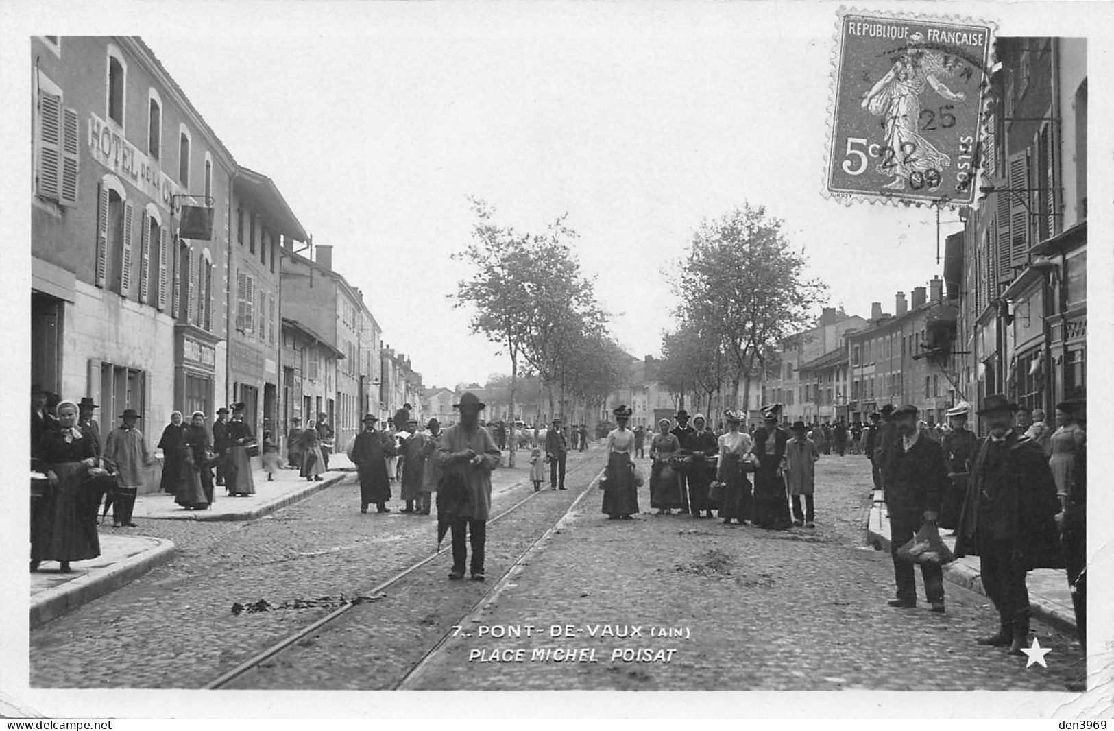 PONT-de-VAUX (Ain) - Place Michel Poisat - Voie Ferrée Du Tramway - Edition Marque Etoile - Voyagé 1909 (2 Scans) - Pont-de-Vaux