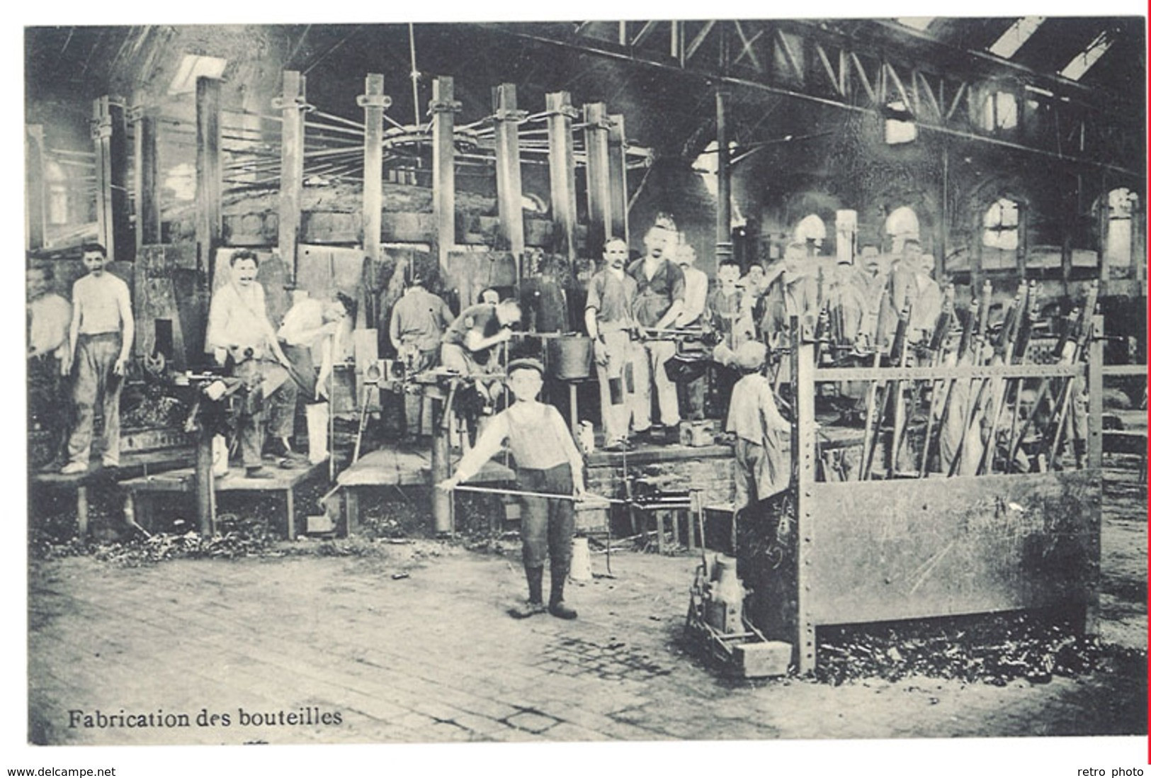 Cpa Belgique - Verreries De Jumet, Verres - Fabrication De Bouteilles - Charleroi