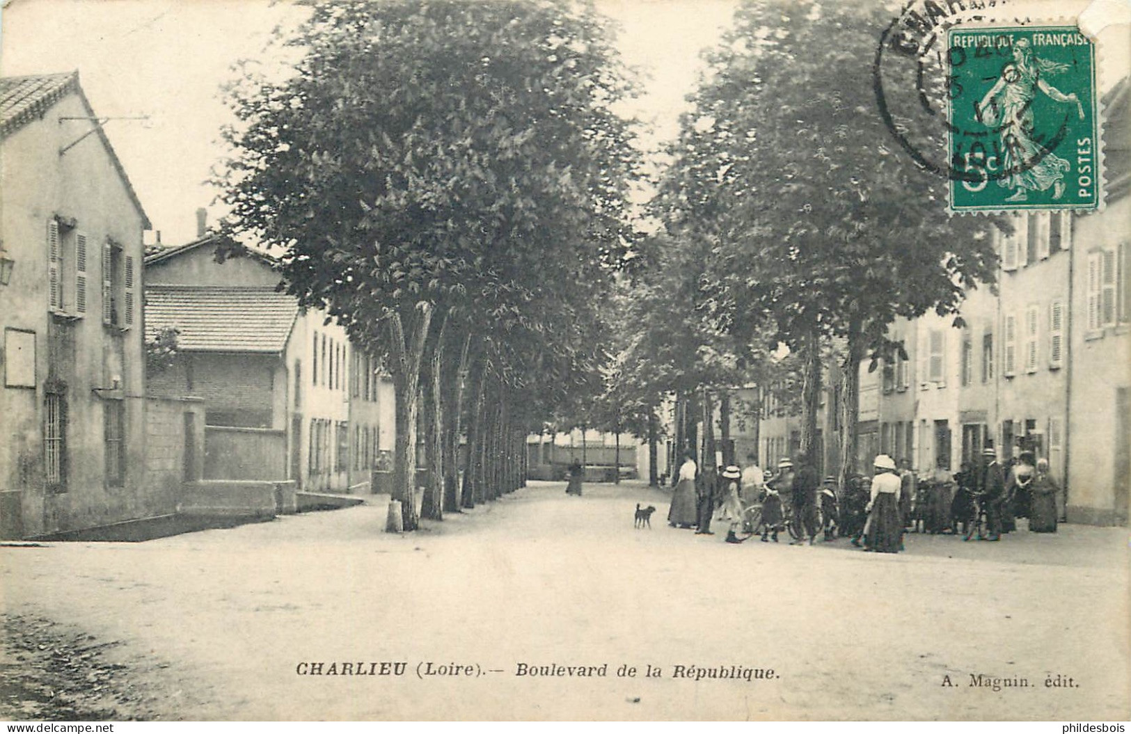 LOIRE  CHARLIEU  Boulevard De La Republique - Charlieu
