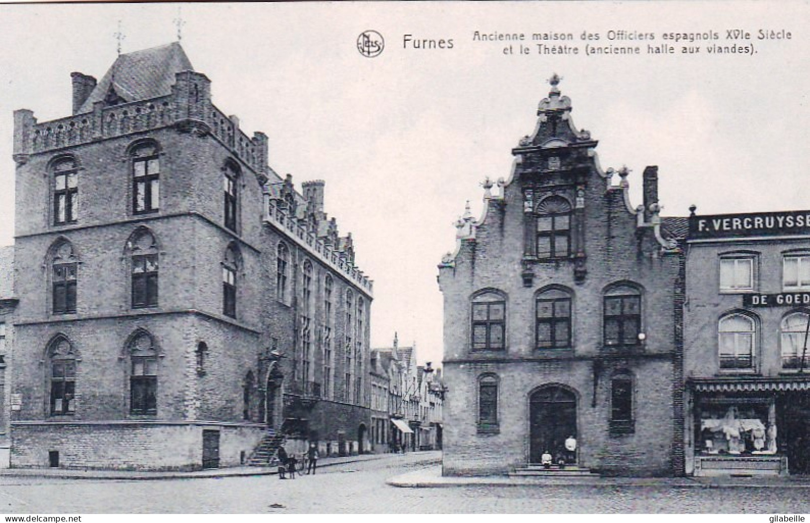 FURNES - VEURNE -  Ancienne Maison Des Officiers Espagnols Et Le Theatre - Veurne