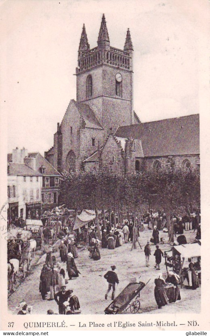 29 - Finistere -  QUIMPERLE - La Place Et L'église Saint Michel - Quimperlé
