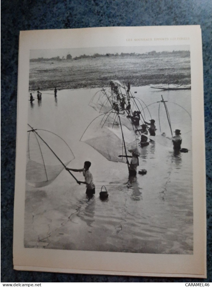 AFFICHE  -  PHOTOGRAPHIQUE  - PECHEURS LAOTIENS SUR LE  MEKONG , DANS LA REGION DE VIENTIANE - Posters