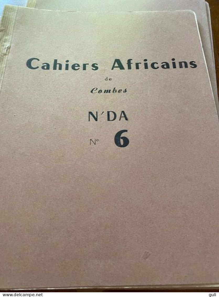 Livre Culture Histoire CAHIERS AFRICAINS de Charles COMBES Manuscrit dactylographié.Ensemble complet  20 cahiers (magie)