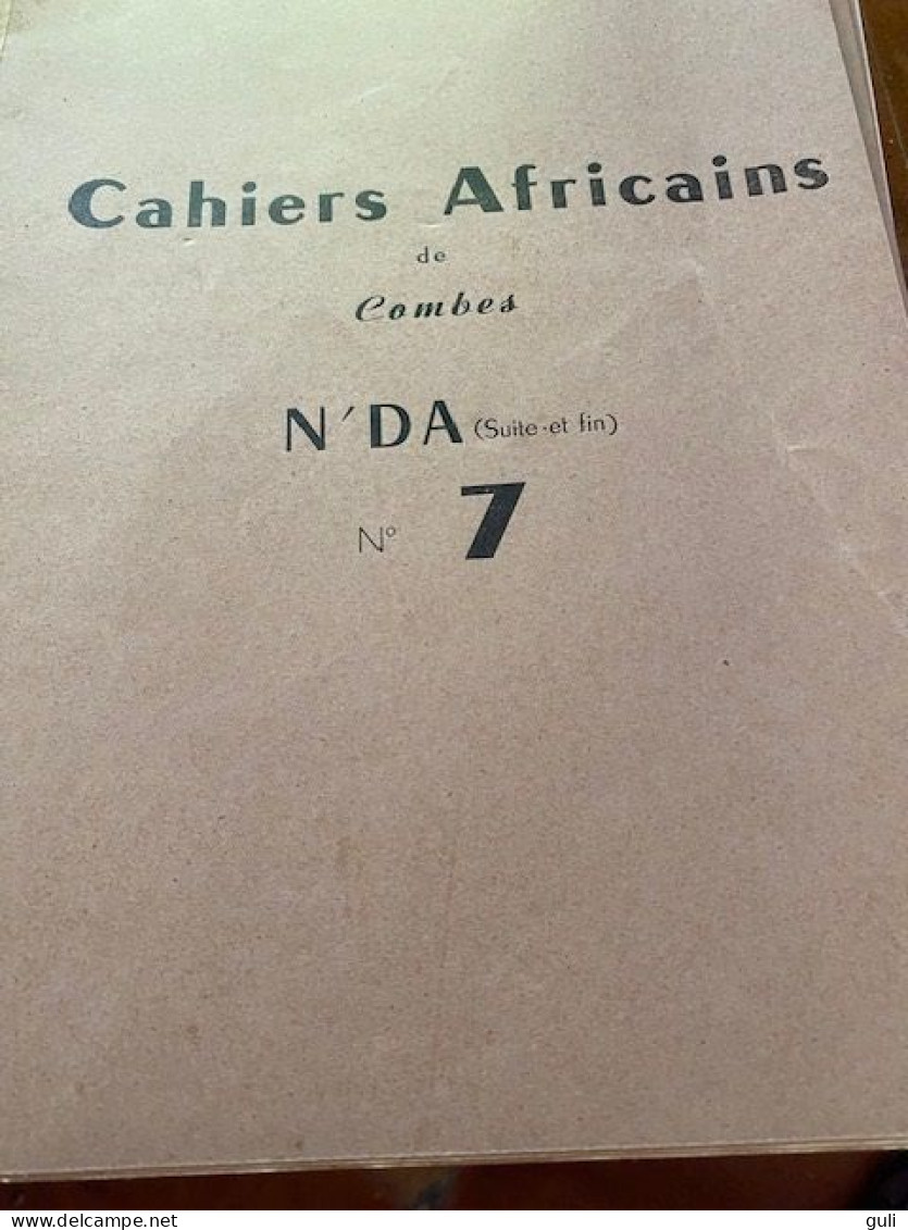 Livre Culture Histoire CAHIERS AFRICAINS de Charles COMBES Manuscrit dactylographié.Ensemble complet  20 cahiers (magie)