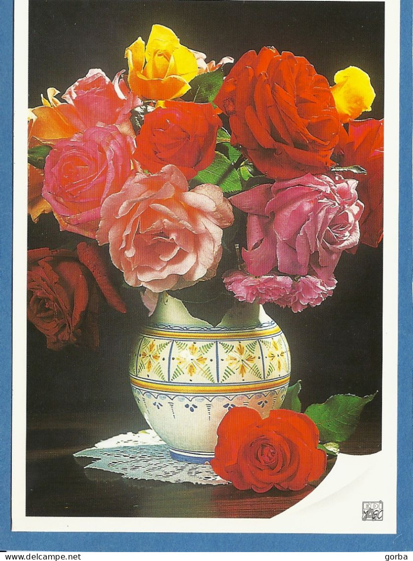 *CPM - Bouquet De Roses Dans Un Vase - Sonstige & Ohne Zuordnung