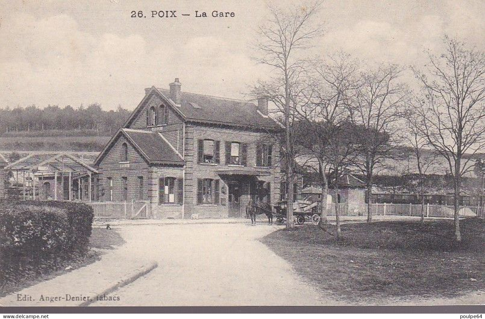La Gare : Vue Extérieure - Poix-de-Picardie