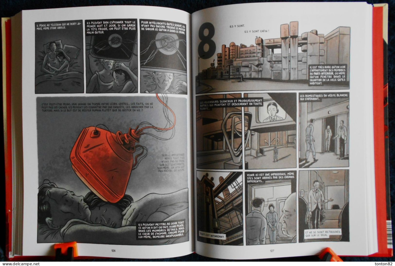 George Orwell - 1984 ( En BD ) - Illustré par Fido Nesti - Grasset - ( E.O. 2020 ) - 224 pages .